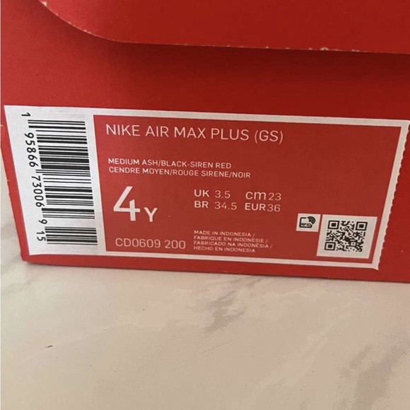Nike air max plus - Picture 2 of 4